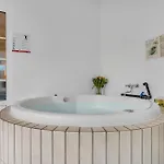 Hébergement de vacances Cozy In With Sauna