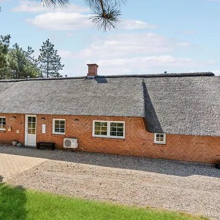 Cozy In With Sauna Дом отдыха Romo