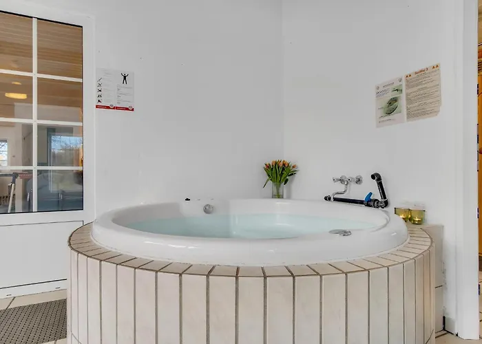 Дом отдыха Cozy In With Sauna