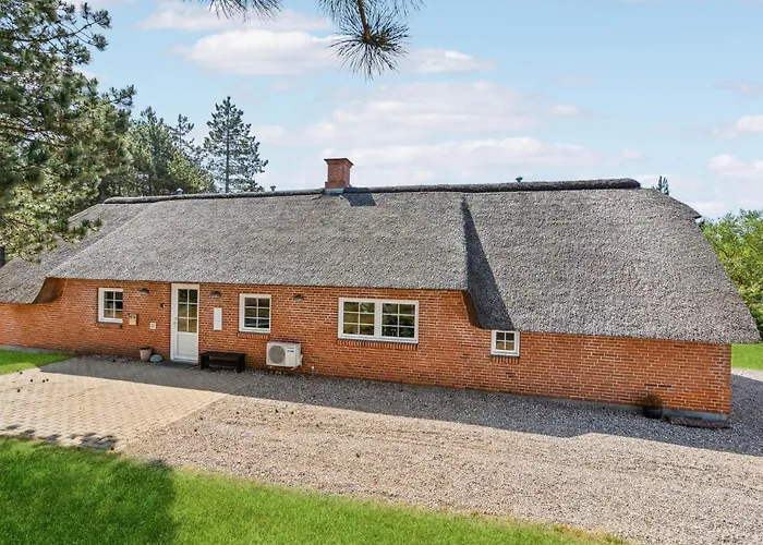 Cozy In With Sauna Дом отдыха Romo